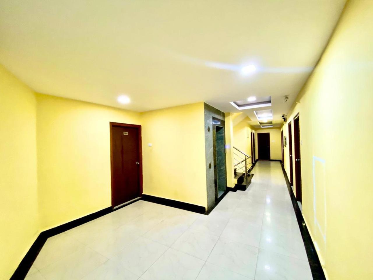 Hotel Sky Park Shamshabad Exterior foto