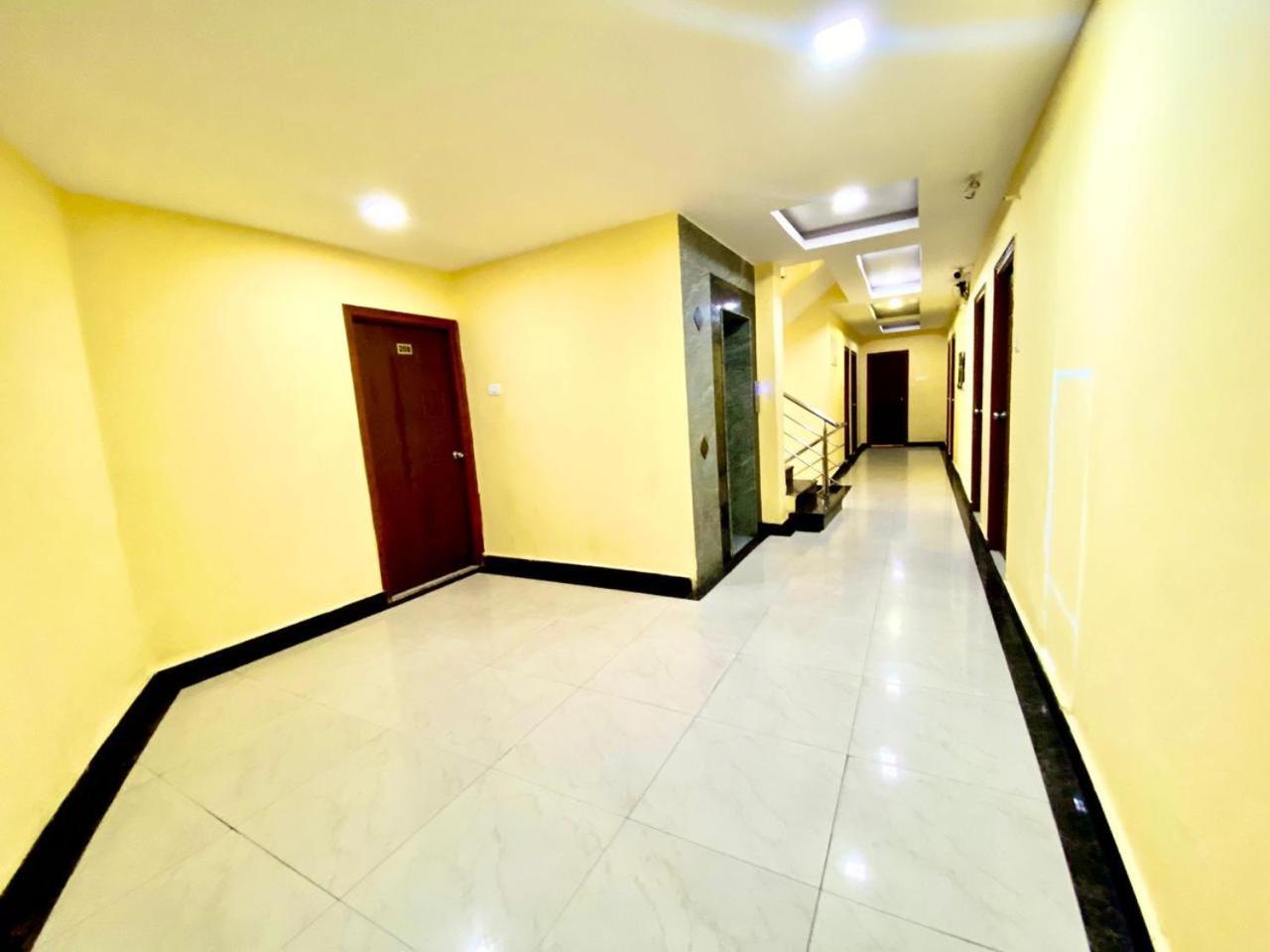 Hotel Sky Park Shamshabad Exterior foto